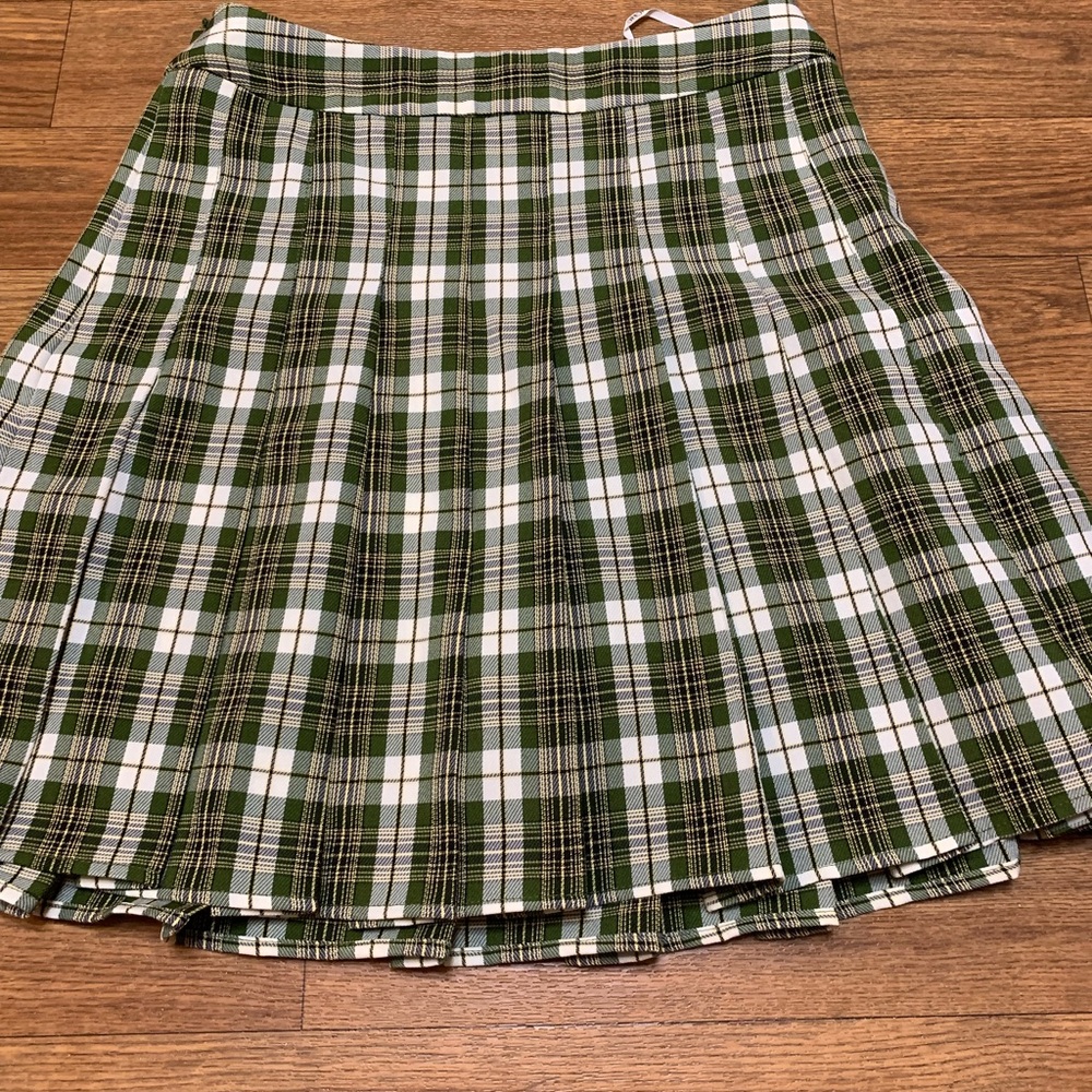 Green Plaid Momo Women's Skirt size medium